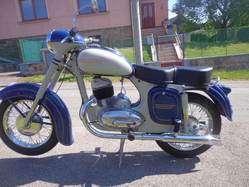 Jawa 250/353