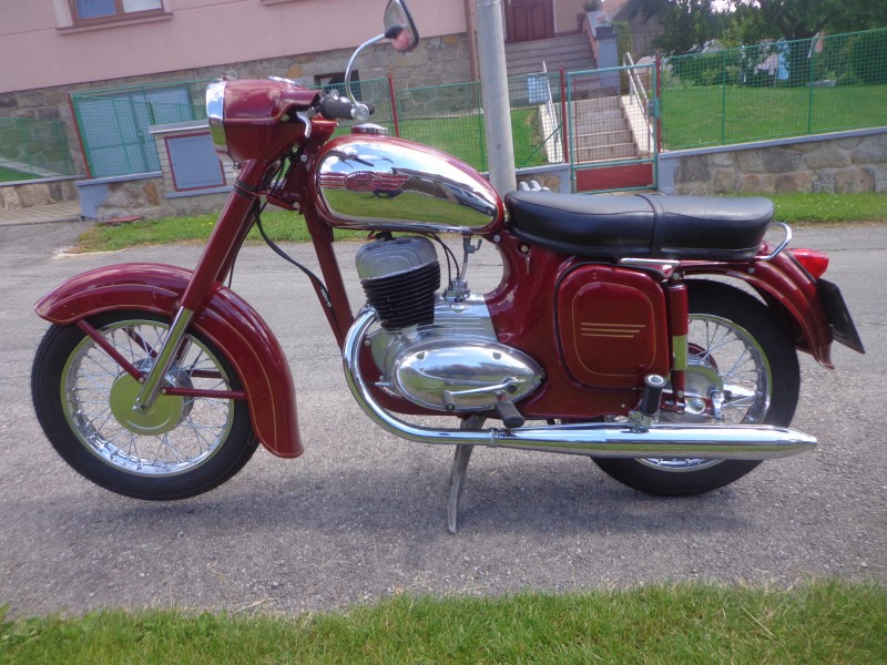 Jawa 250/559