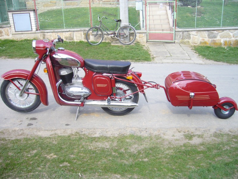 jawa-250-590
