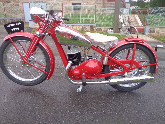 jawa-250-special-2