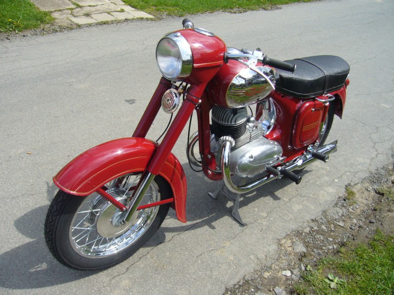 Jawa 250